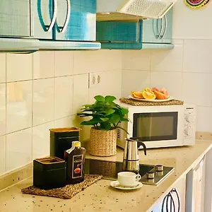 Beautiful Garden Flat Nearly Refurbished Free Wifi Appartamento